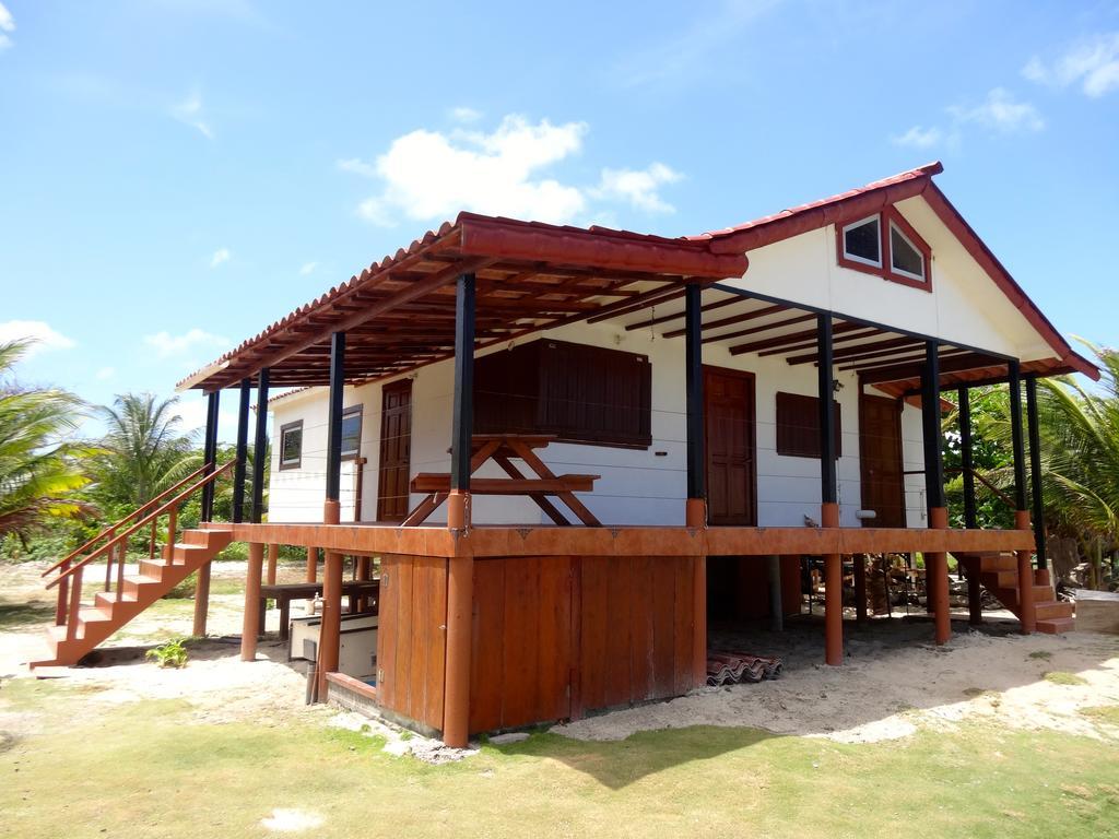 Little Corn Island Beach And Bungalow Room photo