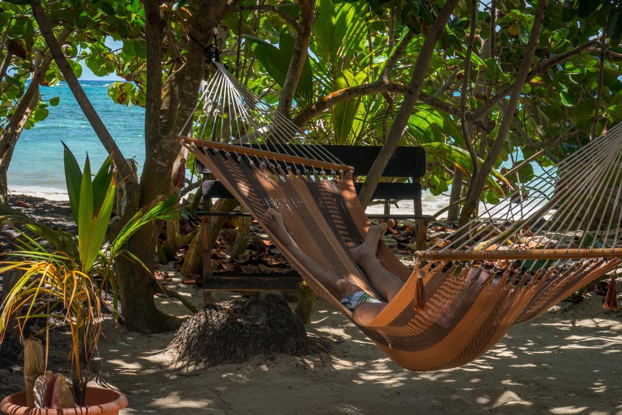 Little Corn Island Beach And Bungalow Exterior photo