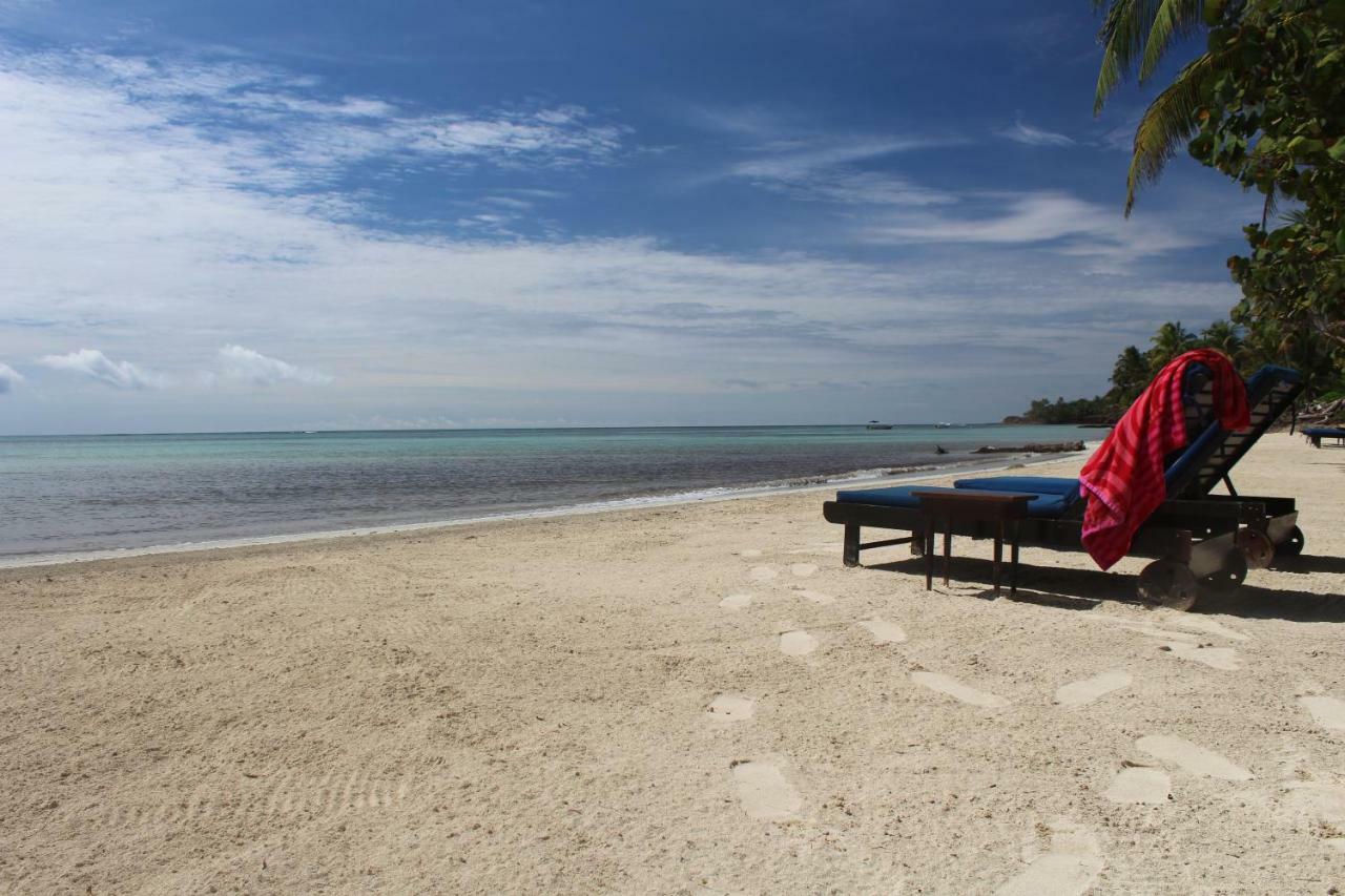 Little Corn Island Beach And Bungalow Exterior photo
